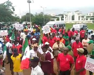 BREAKING: S’East youths backs NLC, promise to mobilize two million protesters