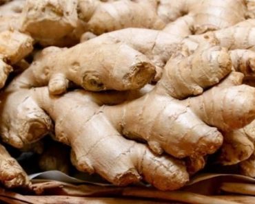 Stop Adding Ginger To Your Foods If You Have Any Of These Health Problems