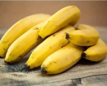 Avoid Consuming Excess Of Bananas If You Have Any Of These 7 Health Conditions