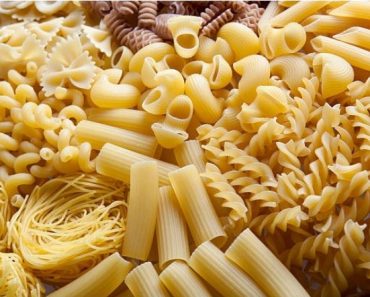 5 Warning Signs That Indicate You’re Eating Too Many Carbohydrates