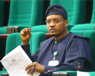 BREAKING: Ex-rep Member, Shina Peller, Others Defect To PDP