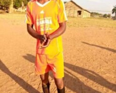 Sad News: Young Footballer Slumps, Dies During Match in Ogbomoso