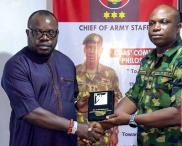 BREAKING: PHOTO STORY: Otuaro Meets Nigerian Army Commander at Effurun Barracks