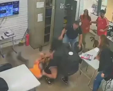 Teacher Shocked as Pupil Calls Out Her Short Dress During Lesson Teacher Shocked as Pupil Calls Out Her Short Dress During Lesson