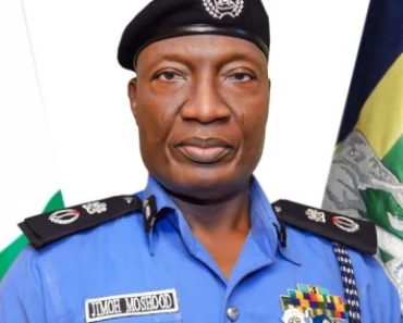 Robbers posting as passengers: Lagos CP advises car owners to park their vehicles till they have money for fuel Robbers posting as passengers: Lagos CP advises car owners to park their vehicles till they have money for fuel