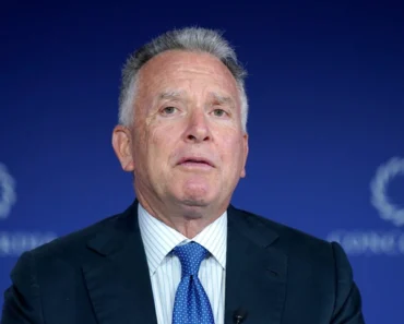 Senate Democrats Press Trump Adviser Steve Witkoff for Transparency on Crypto Holdings, Failure to Divest