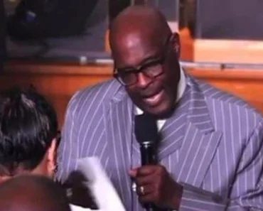 Pastor Shames Black Mother and Son in Public for Refusing to Donate $2,000 to Church Pastor Shames Black Mother and Son in Public for Refusing to Donate $2,000 to Church